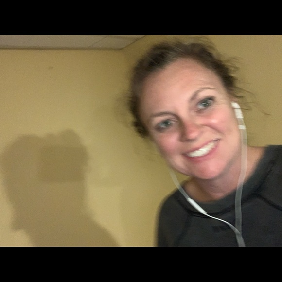 Meet your Posher, Sheila - Picture 1 of 1